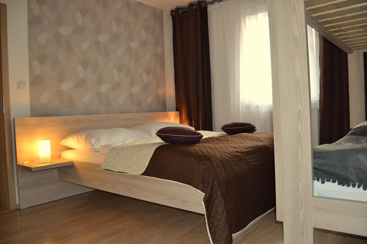 Apartmany Rysi Skala โลชนา นาดเด เดสเนา ภายนอก รูปภาพ